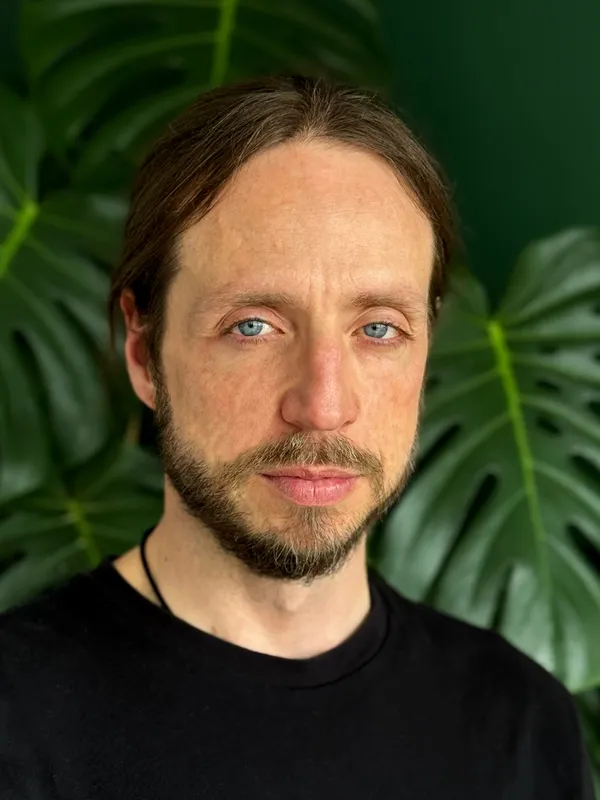 Tom Colquhoun, MSW RSW — therapist based in Toronto